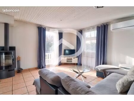 villa 7 pièces 144 m²