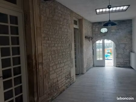 maison charentaise centre matha