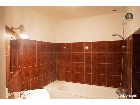 location t3 lumineux septfonds – 2 chambres avec placards