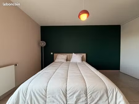 type 2 49 8 m2 + terrasse + parking