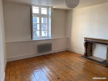 studio 1 pièce 22 m²