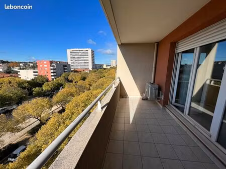 appartement 3 pièces 69 m²