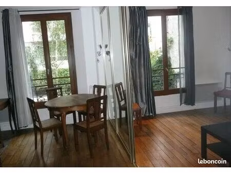 chambre 1 pièce 45 m²