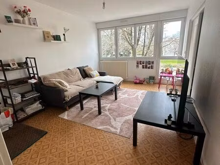 ? t2 lumineux non meublé – pau cours lyautey