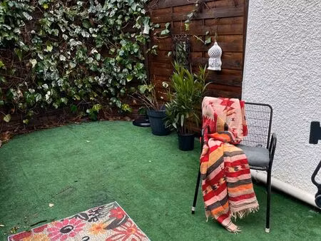 à louer – studio meublé 21 m² avec terrasse 15m2