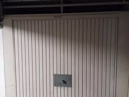 garage boxé 14m² blagnac