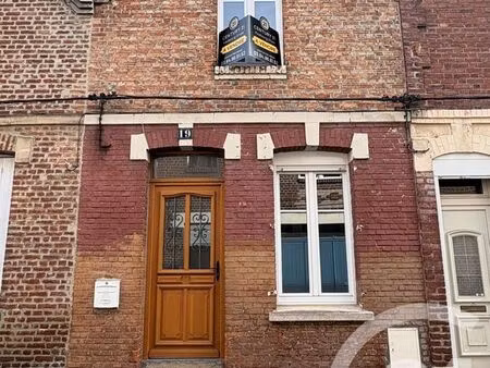 maison à louer - 3 pièces - 48 m2 - st quentin - 02 - picardie