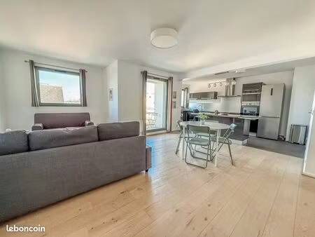 appartement 3 pièces 81 m²