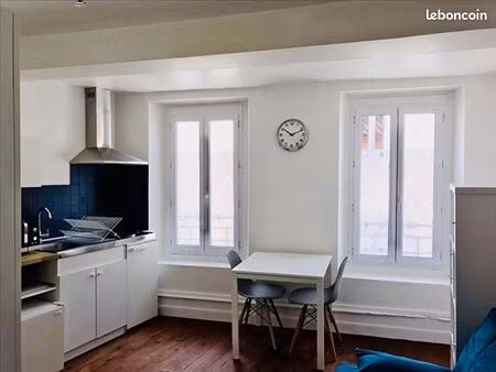 studio 1 pièce 19 m²