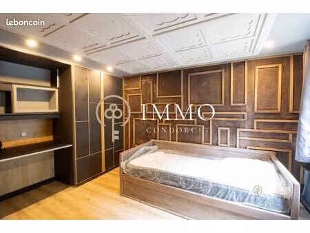 studio 1 pièce 13 m²