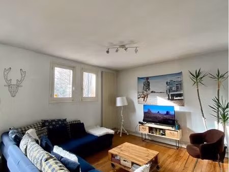 appartement t3  70m2  quartier préfecture