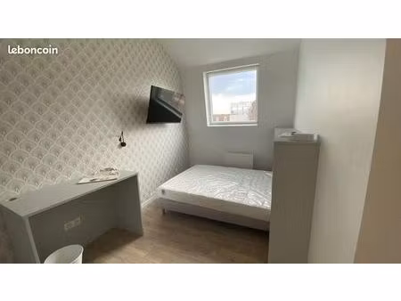 studio 1 pièce 12 m²