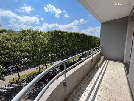 appartement 5 pièces 109 m²