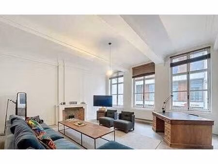 appartement 2 ch. avec terrasse au cœur de gand – patershol