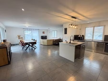 maison de plain-pied à vendre