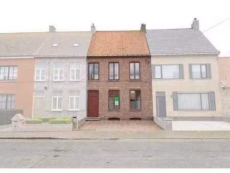maison prête à emménager avec 3 chambres à louer à lo-renin…