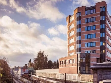 bien professionnel à louer à etterbeek € 6.730 (ljjip) - panorama b2b brussel kantoren | z