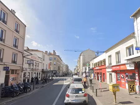 location locaux professionnels 160 m² à montreuil (93100)  66 000 €