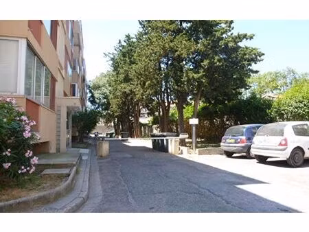 location appartement  m² t-3 à nîmes  717 €