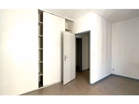 location appartement  69.63 m² t-3 à vallon-pont-d'arc  430 €