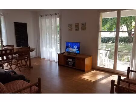 location maison  m² t-4 à léognan  1 346 €