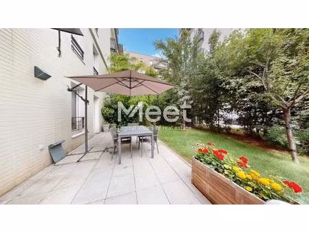 appartement 4 pièces 75 m² - jardin - terrasse - parking - port à l'anglais