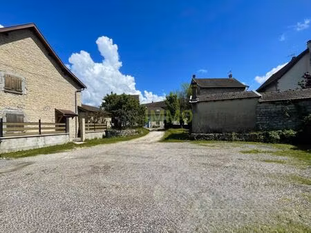 maison en pierre 5 pièces