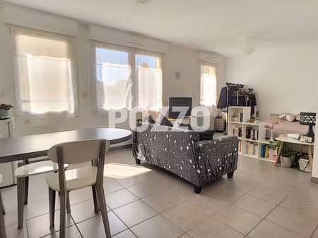 location d'un appartement f1 (33 m²) à caen
