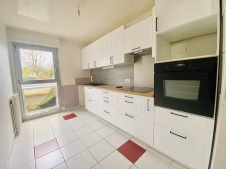 appartement f4 de 112 m² - freneuse