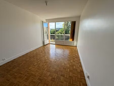 4 pièces de 68 m² avec box et cave