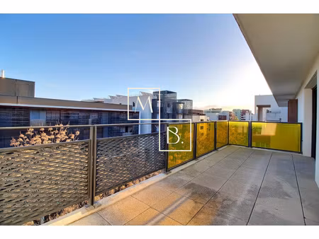 montpellier  ovalie  appartement 3 pièces de 70 m2 avec terr