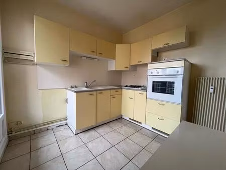 appartement t2 a louer a riorges - mairie