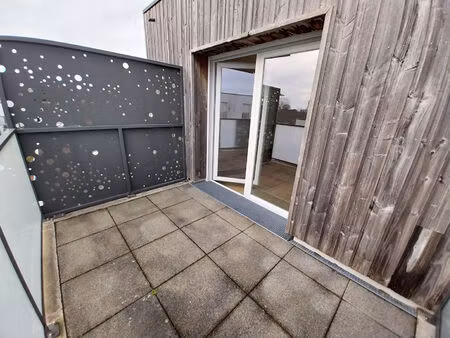 appartement sainte luce sur loire 3 pièce(s) 67 m2