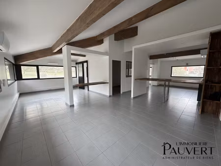 à louer local commercial 107 m2 châteauneuf-grasse