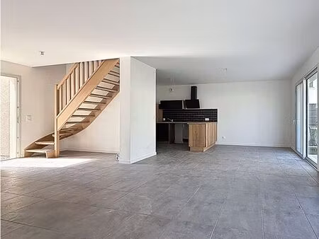 maison 5 pièces 97m²