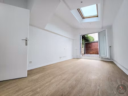 maison 3 pièces sur le village