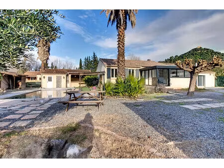 maison vidauban 4 pièces environ 150 m2  maison principale  dépendance  piscine et carport