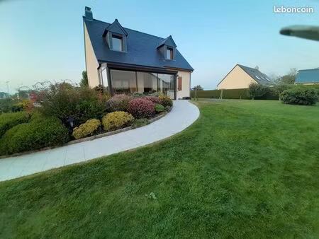 maison à villedieu-les-poeles