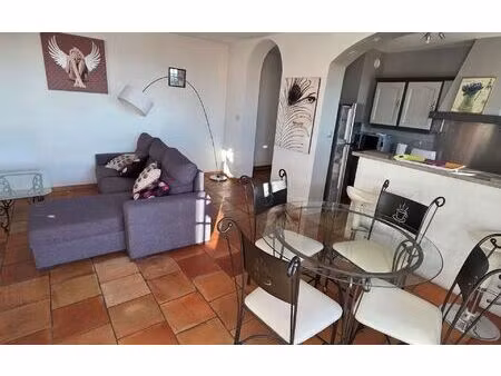 location appartement  59.17 m² t-3 à antibes  1 220 €