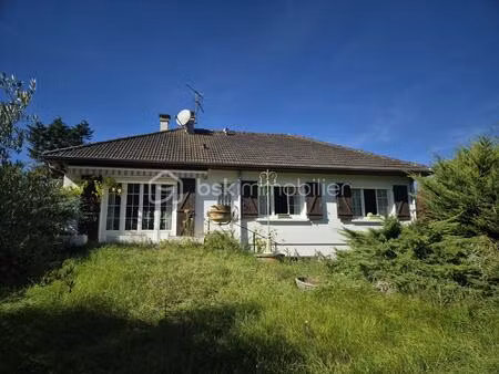 maison traditionnelle de 90 m² à fay-aux-loges