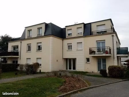 appartement f3  balcon  parking  anet 28