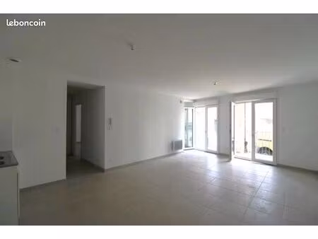 appartement t4 avec cour loriol sur drôme