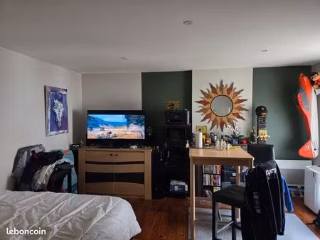 studio en plein centre de sainte maure de touraine