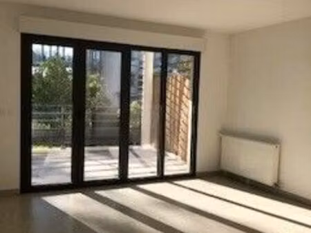 a louer charmant t3 avec terrasse