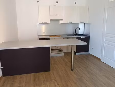 appartement f2 à louer - 3 pièces - 74 10 m2 - le broc - 06 - provence-alpes-cote-d-azur