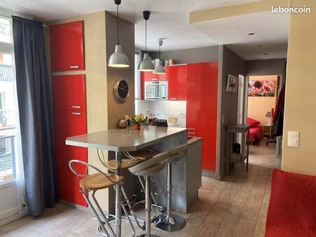 2 pieces entre montmartre et batignolles en bail mobilité . parking en option