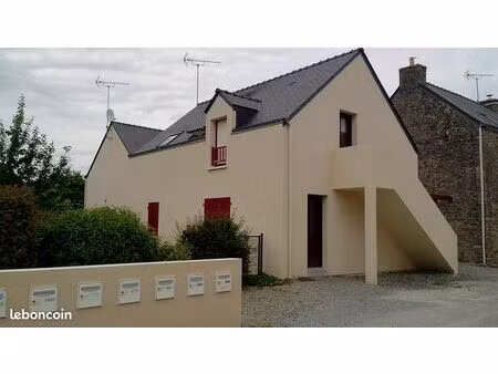 location t3 1er étage ste reine de bretagne