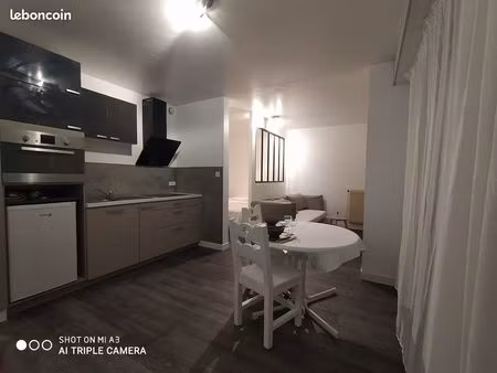 grand studio meublé avec vue