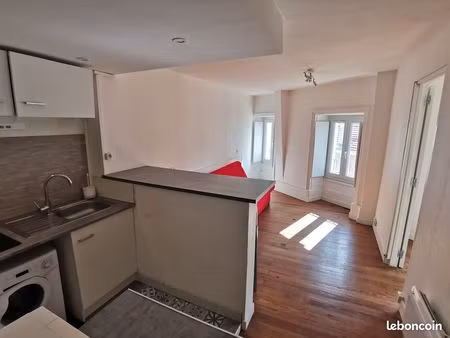 t2 meublé cosy – valence / pôle bus – tout à pied