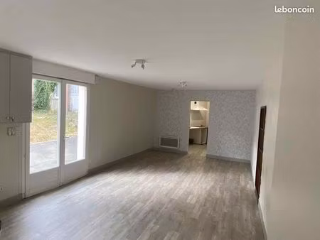 maison 3 pièces 75m2